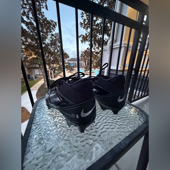 Nike ALPHA MENACE 4 PRO Soccer Cleats, Black/Metallic Silver, Men’s Size 11 - Picture 7 of 8